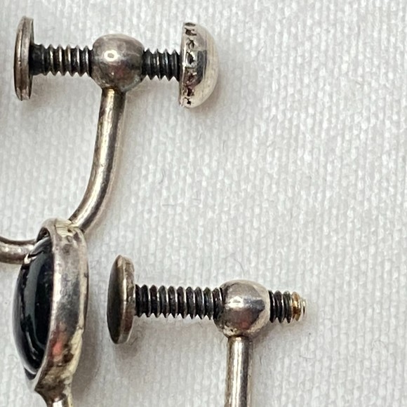 Vintage Dangle Screw Back Earrings Asian Inspired Design In Silver Etched Discs - Picture 8 of 9